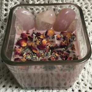 Rose Quartz Handmade Candle